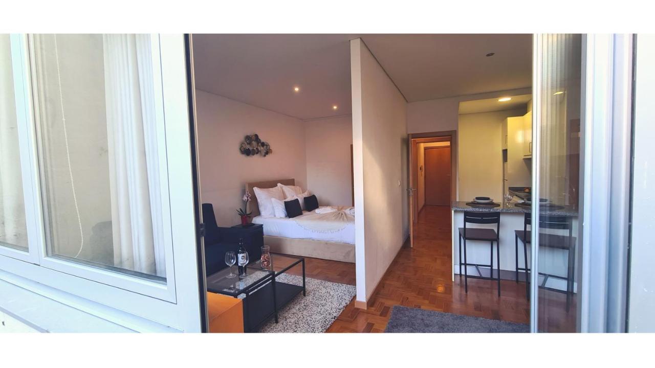 Rentalist Apartaments- Santa Catarina Porto Luaran gambar