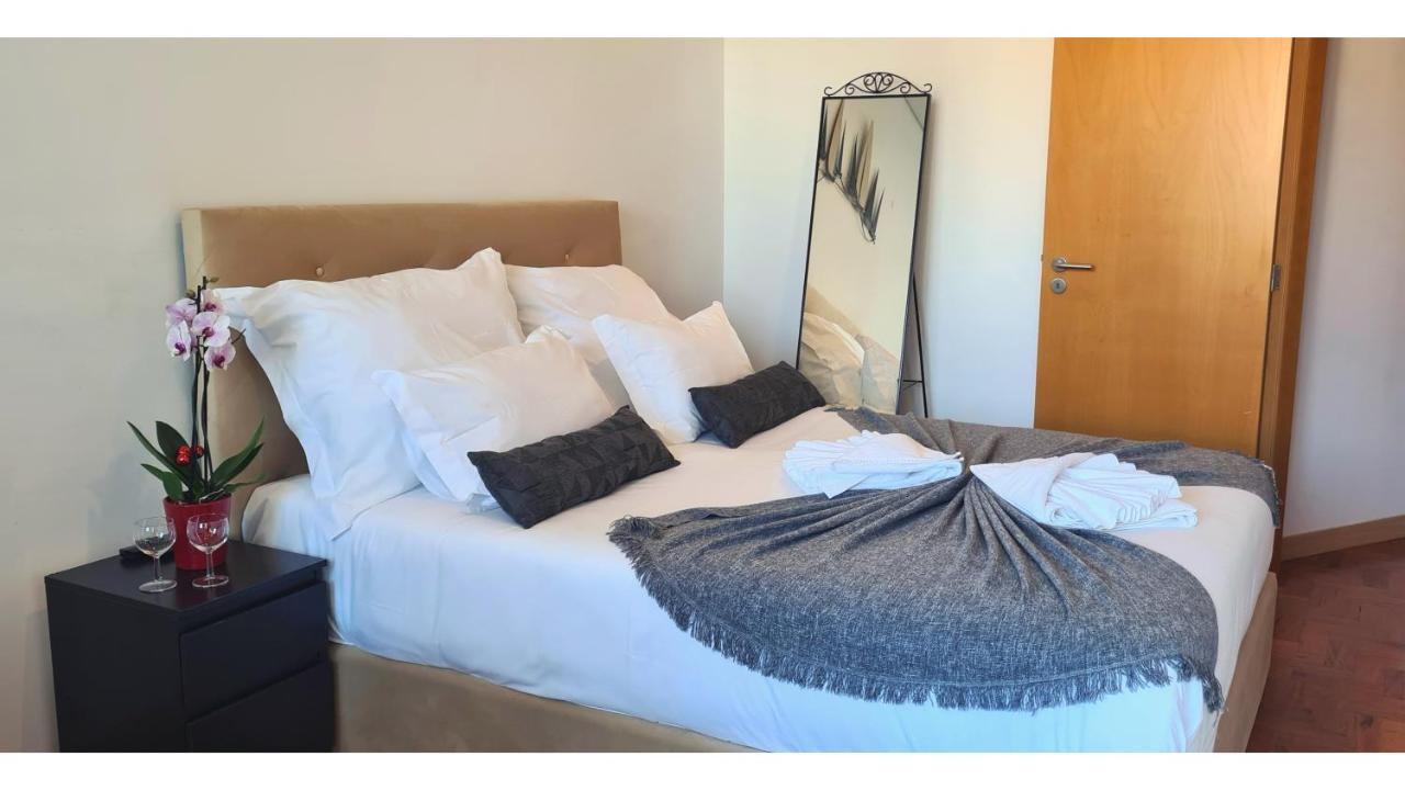 Rentalist Apartaments- Santa Catarina Porto Luaran gambar