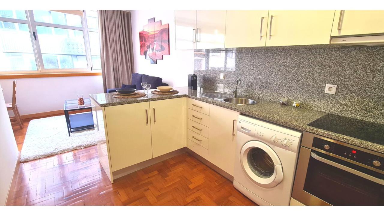 Rentalist Apartaments- Santa Catarina Porto Luaran gambar