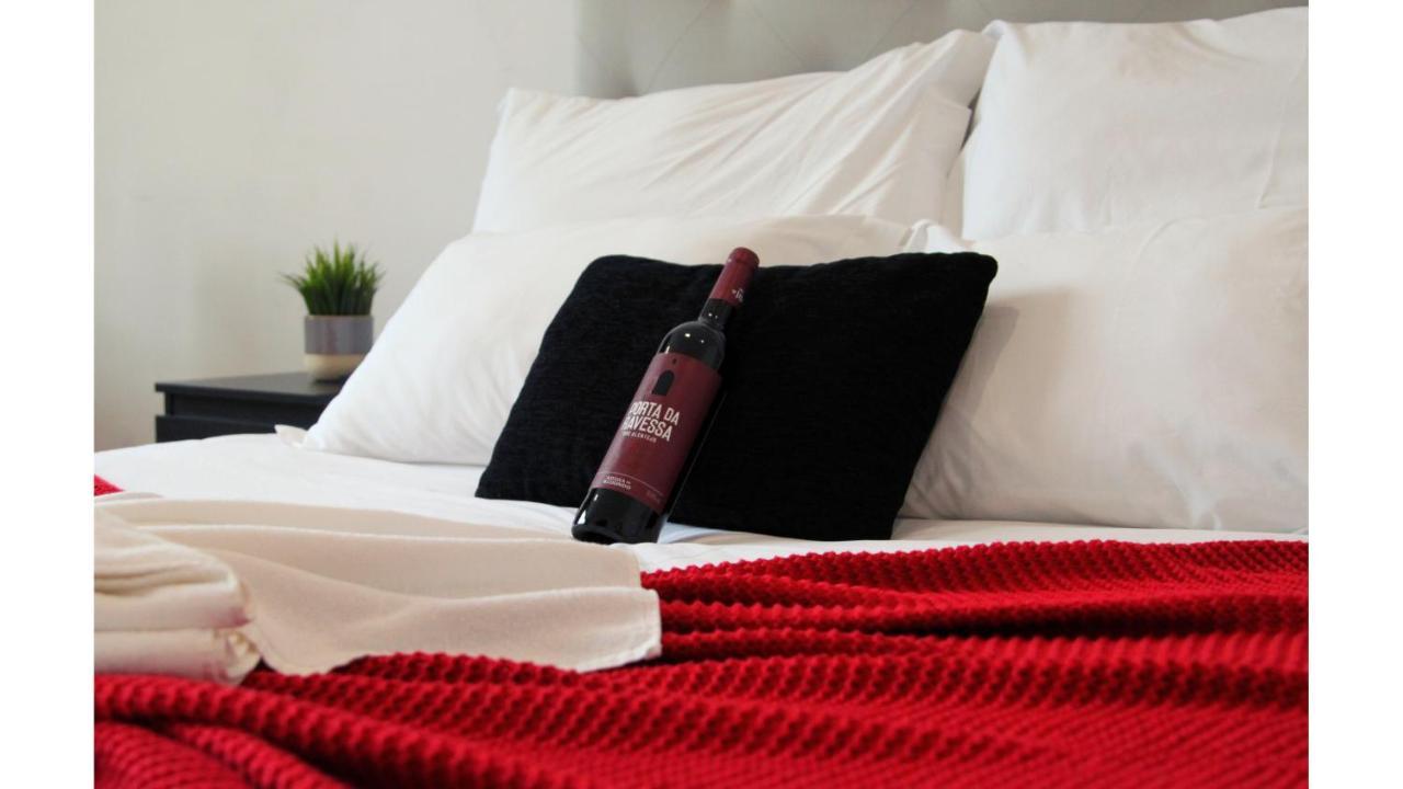 Rentalist Apartaments- Santa Catarina Porto Luaran gambar